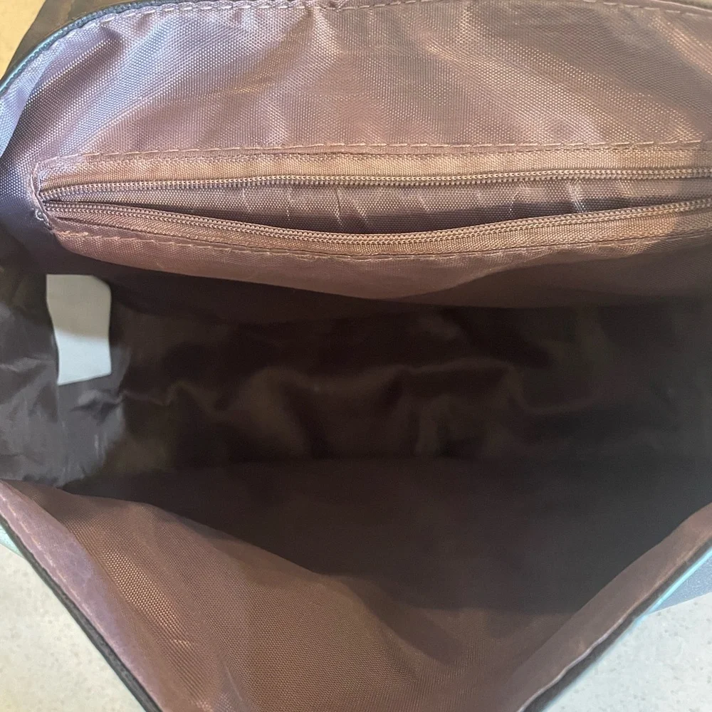 Women’s Handbag with shoulder strap - Picture 3 of 7